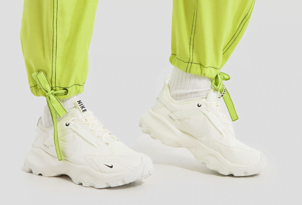 nike sneakers